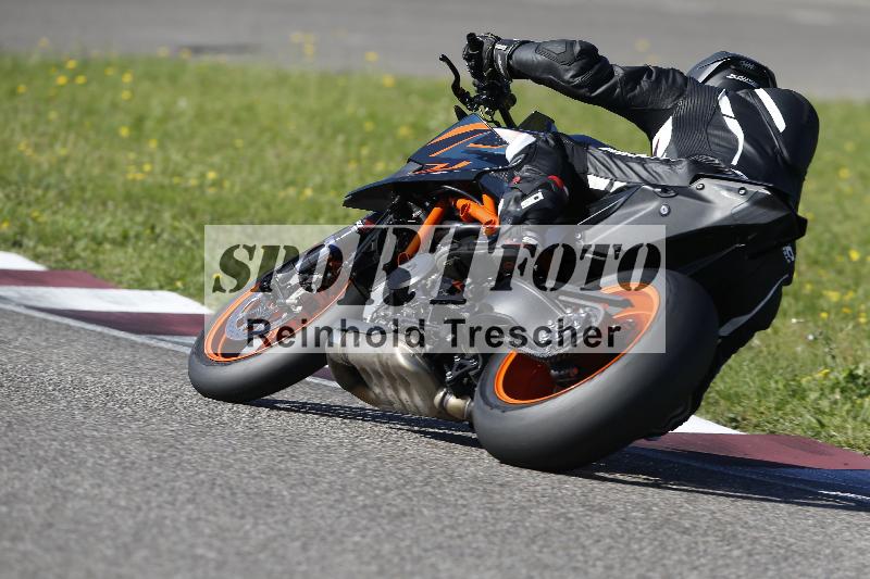 /55 20.09.2025 Speer Racing ADR/Gruppe rot/33